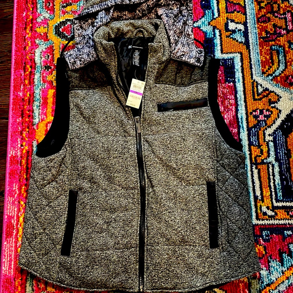 NWT INC Men’s hooded vest XXL